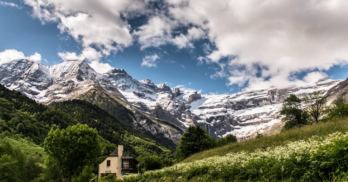Höchste Berge Pyrenäen - Gipfel an Frankreich und Spanien