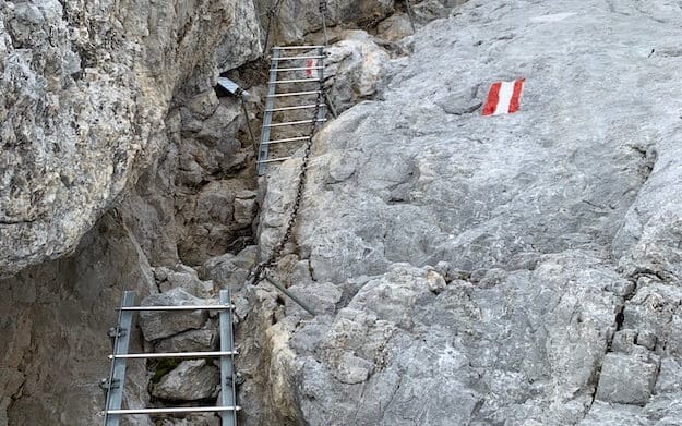 kurz vom Hochkönig sind noch ein paar Stahlleitern als Aufstiegshilfe angebracht
